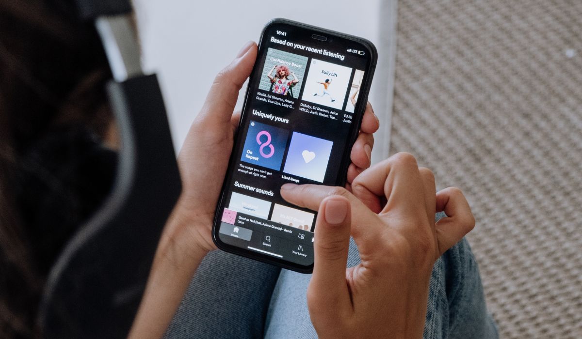 Best and Easiest Ways to Download Music on Android