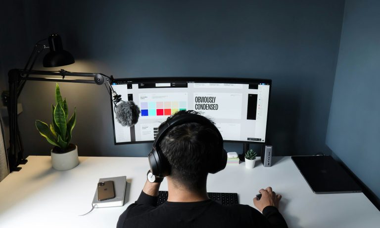 6 Tools to Create Professional Business Cards in Minutes